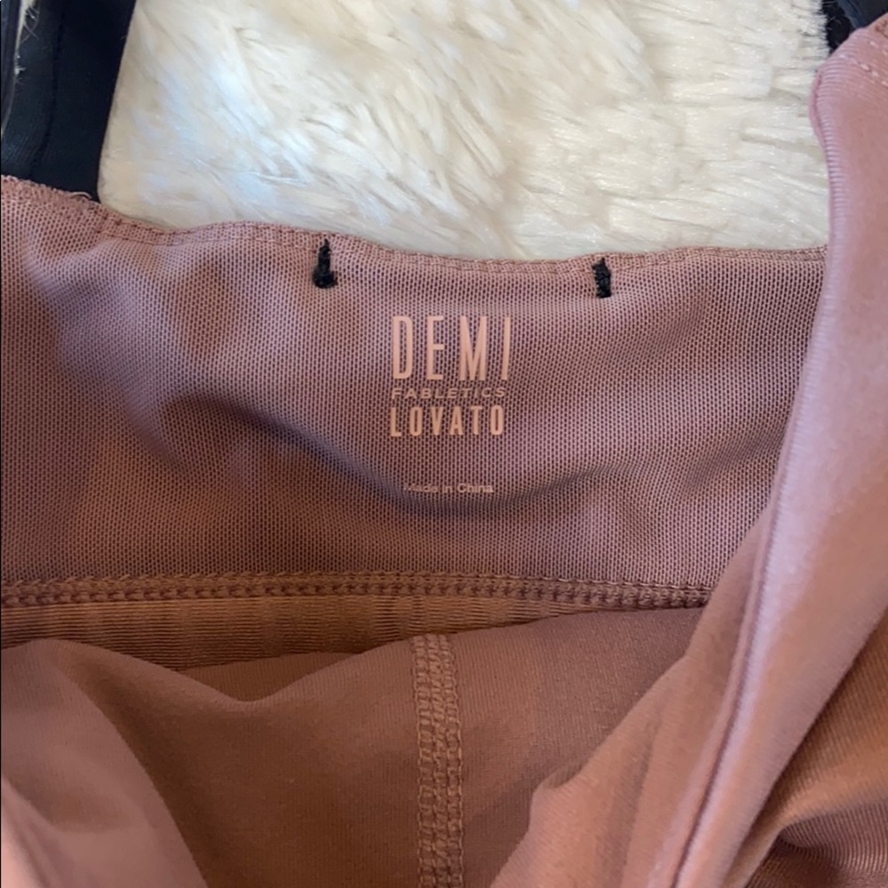 Fabletics Demi Lovato Julia Performance Ta… - Picture 5 of 8